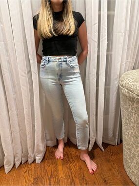 Good American Light Blue Cropped High-Rise Jeans